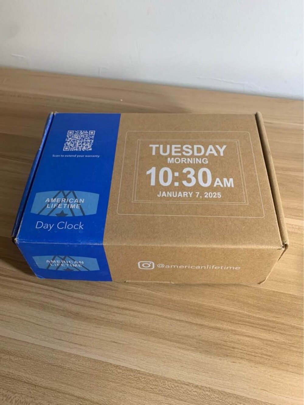 American Lifetime Clock for Seniors Day & Date
